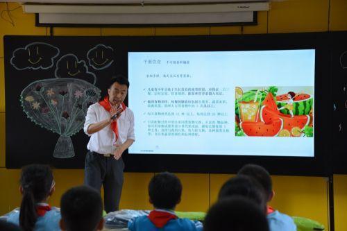 ‘五篇大文章’以新质生产力跑出‘加速度’k8凯发国际登录昆仑健康保险：围绕金融