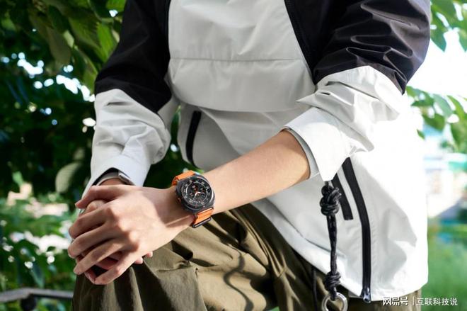 y Watch Ultra智能手表与你同行凯发k8网站释放快乐荷尔蒙三星Galax(图2)